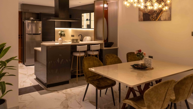 Elegance-dinning hall