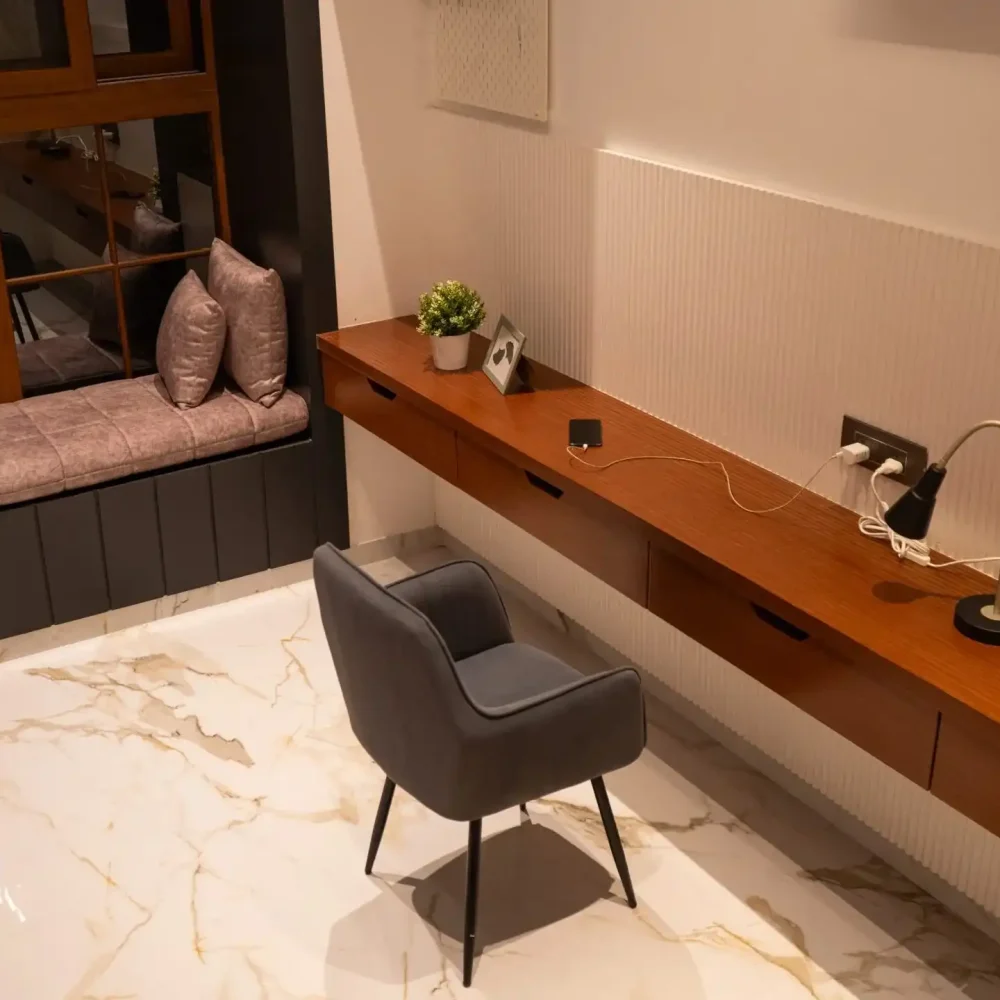 Elegance-Work-Space